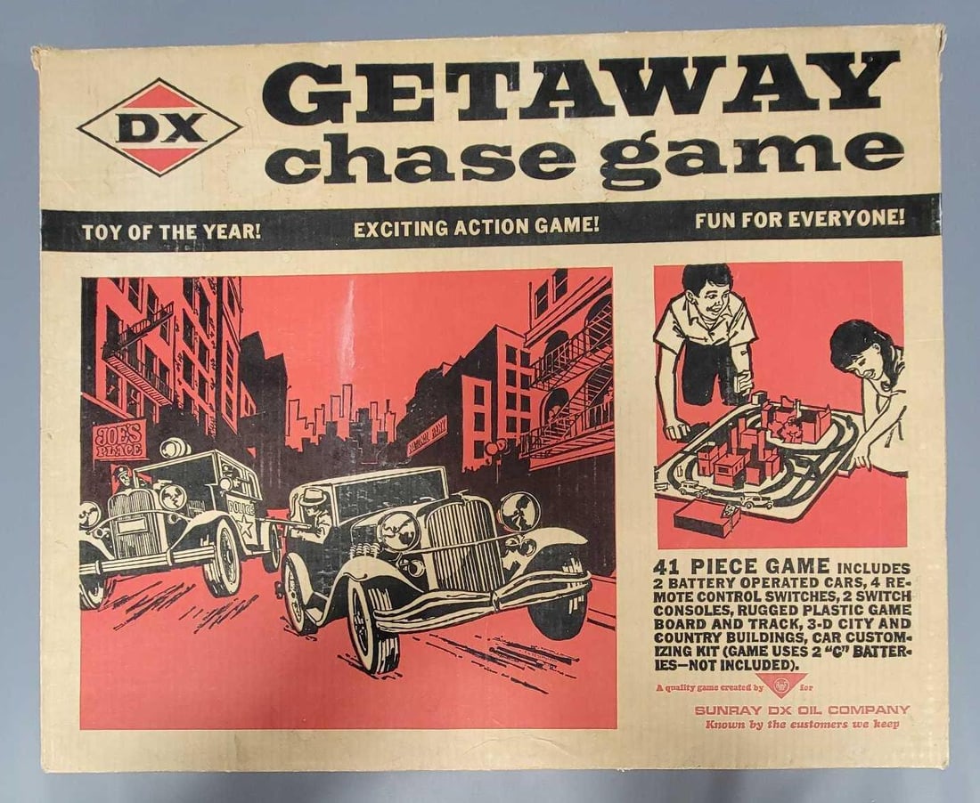 AMF DX Getaway Chase game in original box (1 of 13)