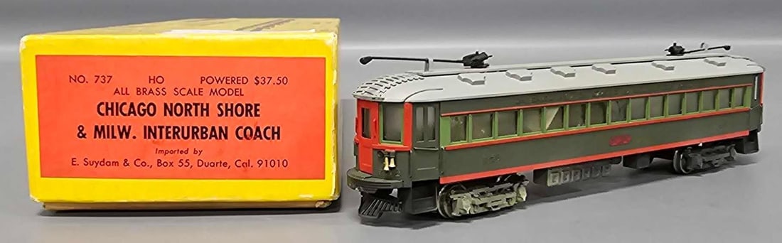 Gorgeous custom painted Suydam HO brass Chicago North Shore and Milwaukee interurban coach: Gorgeous custom painted Suydam HO scale brass Chicago North Shore and Milwaukee interurban coach in original box. Shows moderate run time but is C8+ in a very good original box as seen in the phot