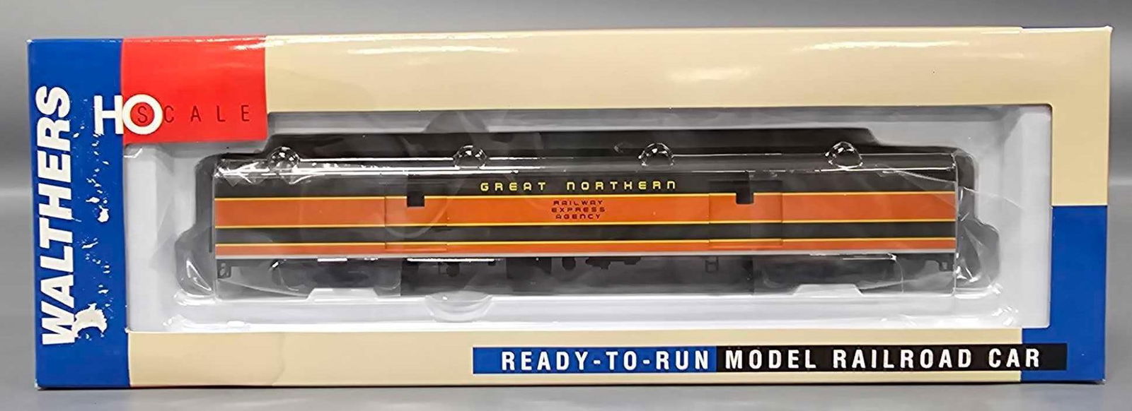 Walthers Pullman-Standard Baggage Car in OB (1 of 6)