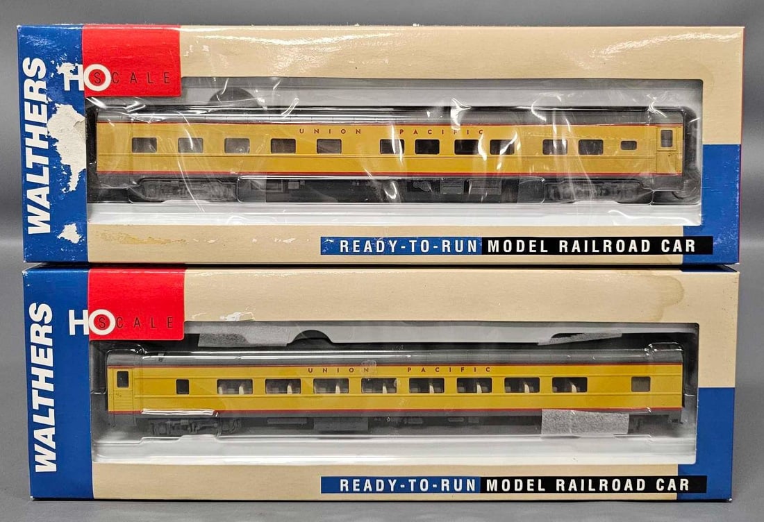 Two Pullman-Standard Coach and Sleeper in OB (1 of 4)