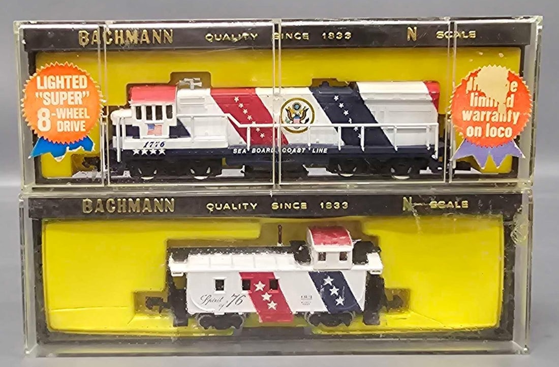Bachmann Spirit of 76 N gauge U36B diesel locomotive and caboose in original boxes: Bachmann Spirit of 76 N gauge U36B diesel locomotive and caboose in original boxes