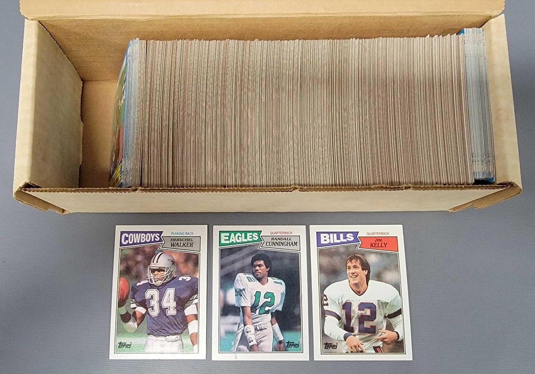 1987 Topps football complete set (1 of 8)