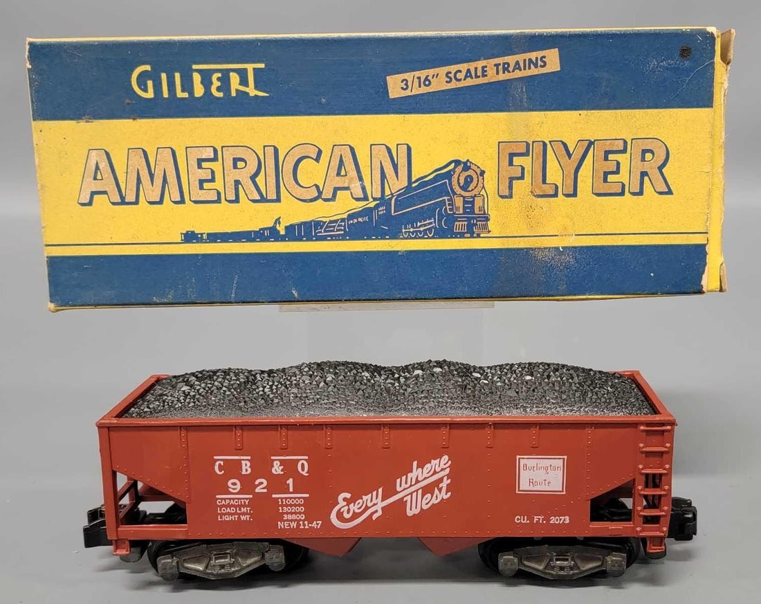 American Flyer S gauge 921 Burlington Route open hopper in original box: American Flyer S gauge 921 Burlington Route open hopper in original box, shows moderate run time and is C7 as seen in the photos.