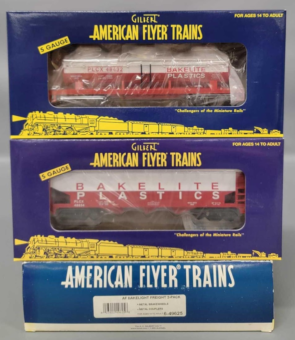 American Flyer LTI S gauge 49625 bakelite freight 2-pack in original box (1 of 8)