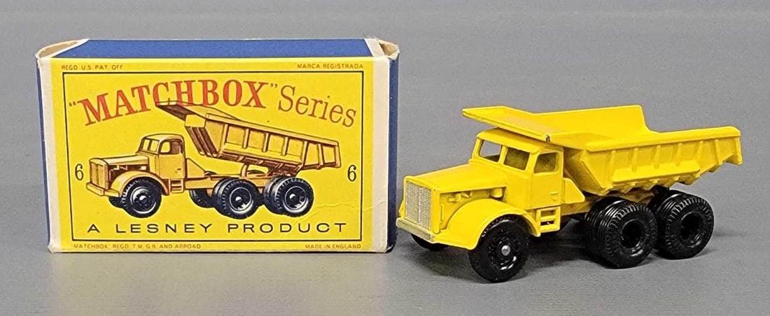 Matchbox 6 Euclid Quarry Truck in original box (1 of 11)
