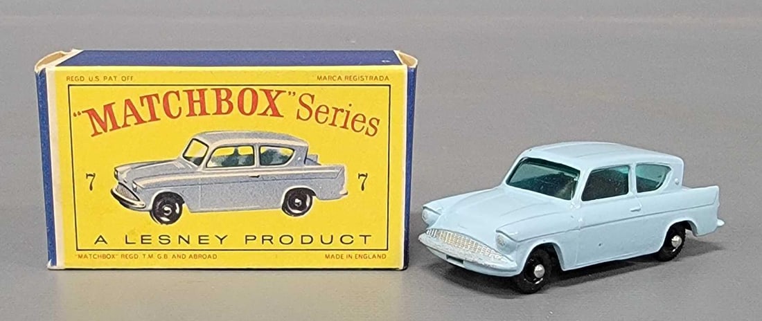 Matchbox 7 Ford Anglia in original box (1 of 11)