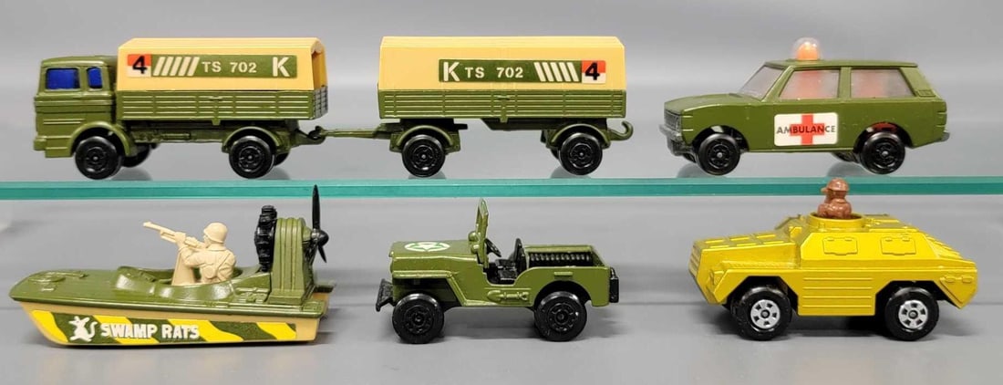 Six Matchbox Military vehicles (1 of 6)