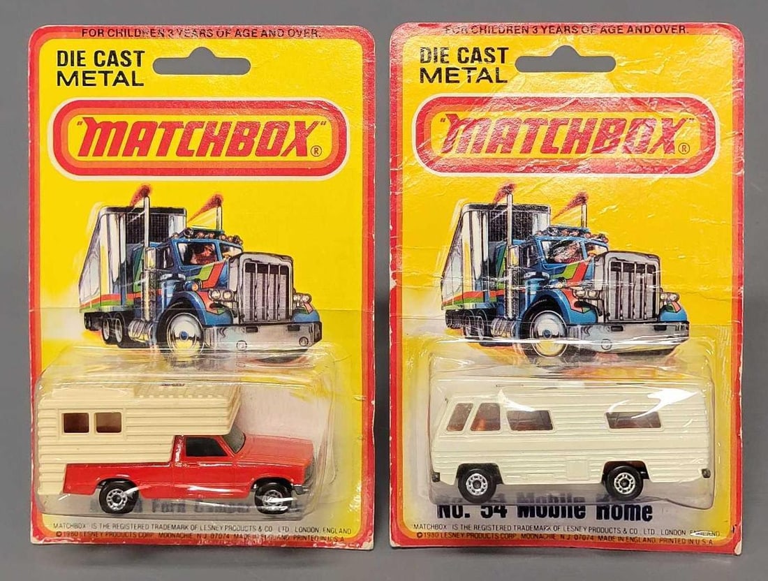 Two Matchbox Camper cars in blister packs (1 of 5)