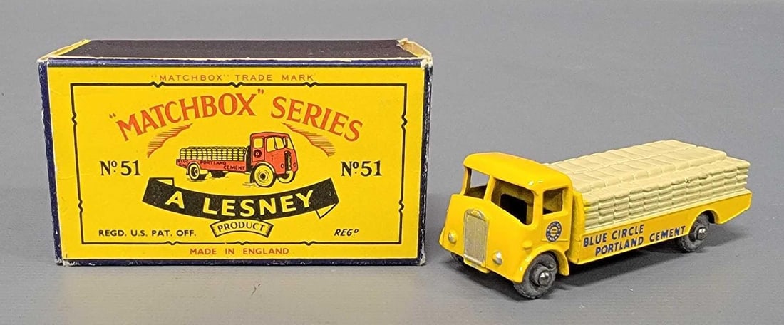 Matchbox Moko Lesney 51 Albion Chieftain in original box (1 of 11)