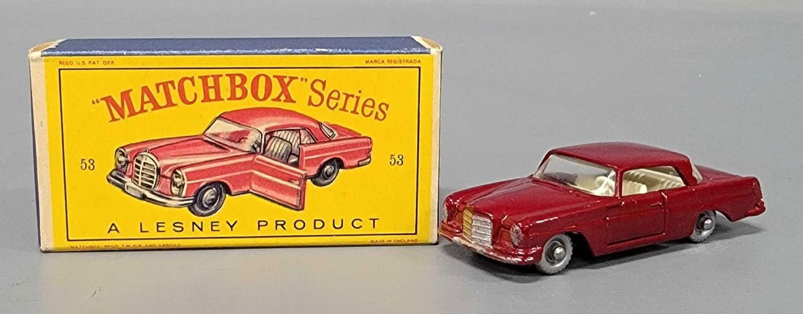 Matchbox 53 Mercedes-Benz New Model in original box (1 of 11)