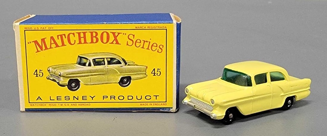 Matchbox 45 Vauxhall Victor in original box (1 of 11)