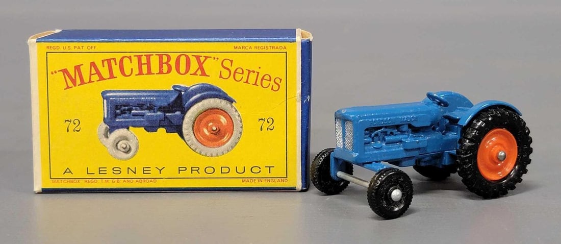 Matchbox 72 Fordson Tractor in original box (1 of 11)
