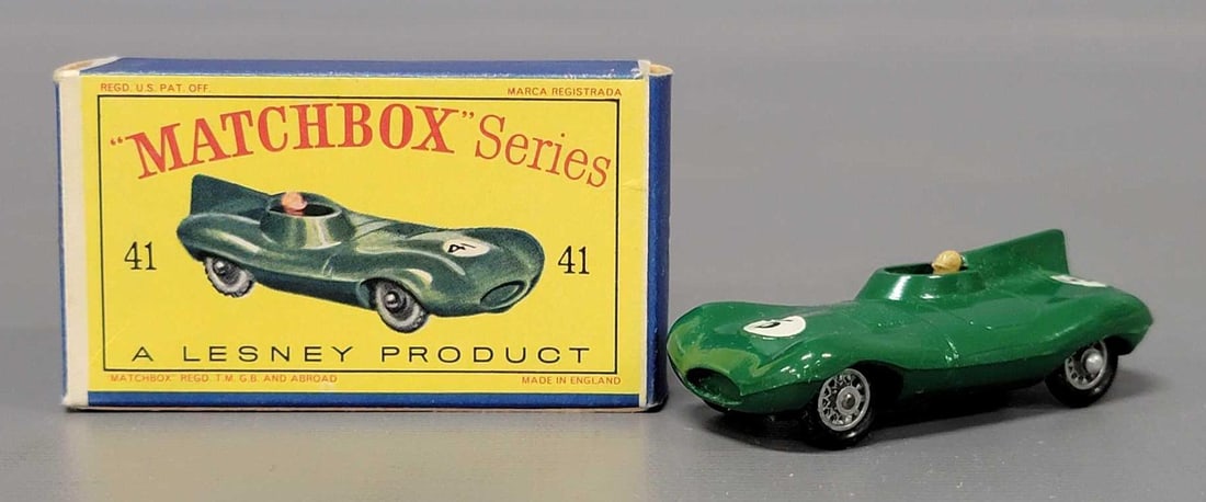 Matchbox 41 D Type Jaguar Racing Car in original box (1 of 11)