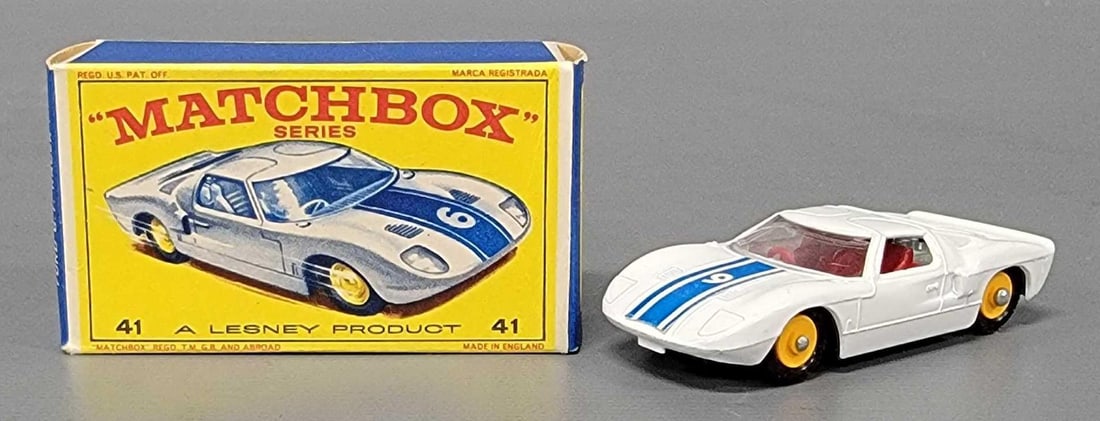 Matchbox 41 Ford GT Racer in original box (1 of 11)