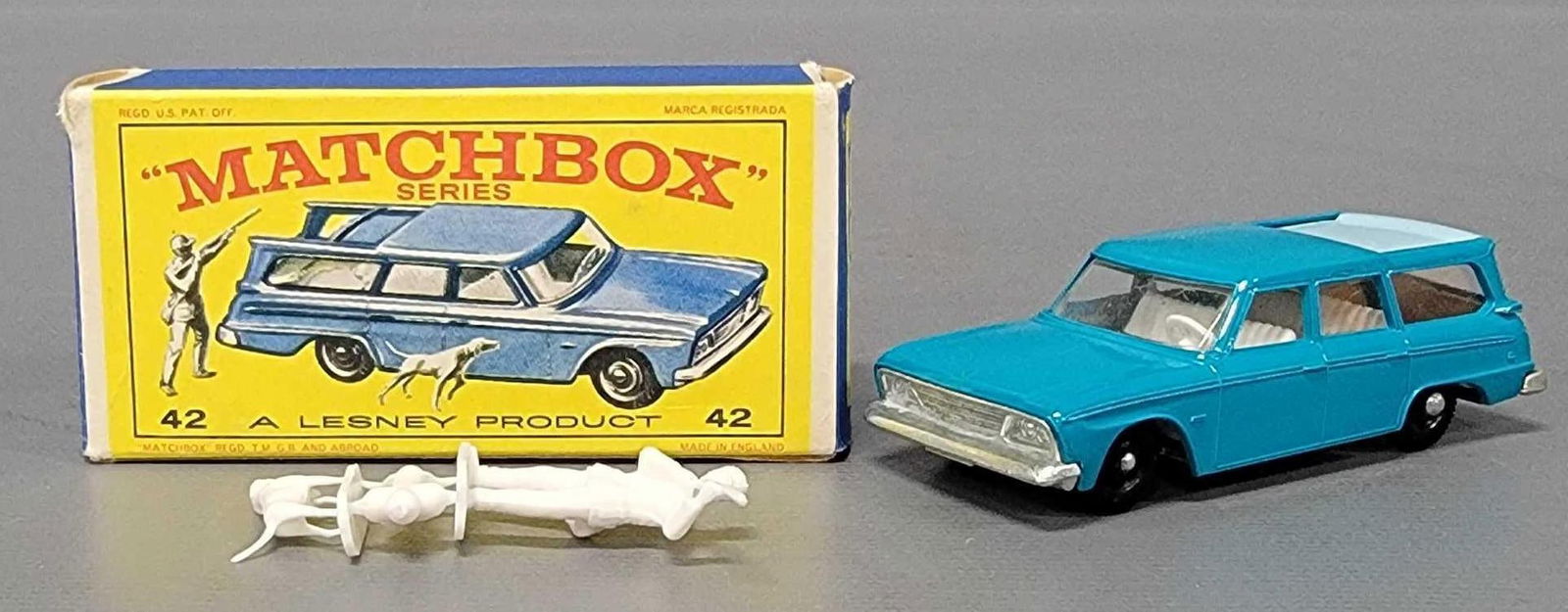 Superb Matchbox 42 Studebaker Station Wagon in original box (1 of 12)