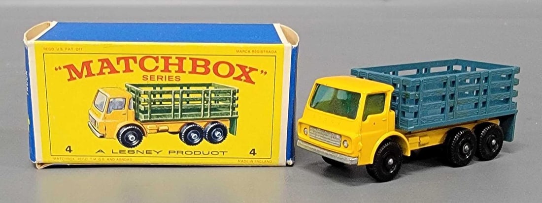 Rare Blue Matchbox 4 Dodge Stake Truck in original box (1 of 11)