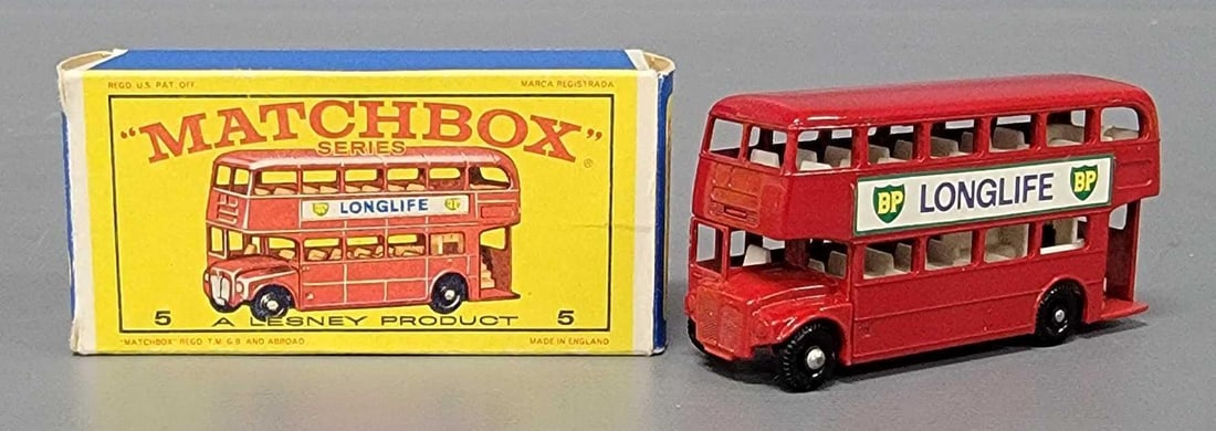 Matchbox 5 London Bus in original box (1 of 11)