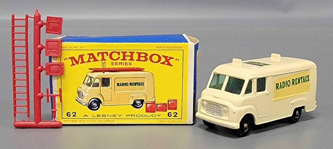 Matchbox 62 TV Service Van in original box (1 of 12)