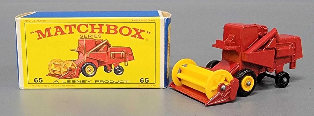 Matchbox 65 Claas Combine Harvester in original box: Matchbox 65 Claas Combine Harvester in near mint condition in a good E4 original box as seen in the photos.