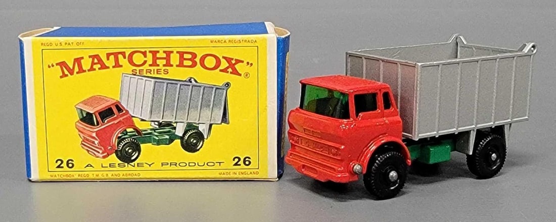 Gorgeous Matchbox 26 GMC Tipper Truck New Model in original box (1 of 11)