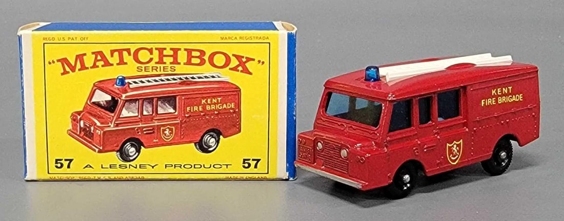 Matchbox 57 Land Rover Fire Truck in original box (1 of 11)