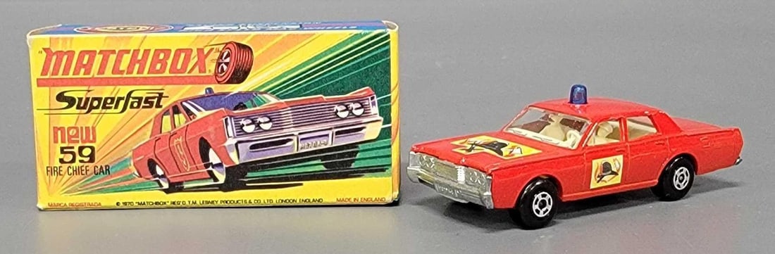 Matchbox Superfast 59 Fire Chief Car in original box (1 of 11)