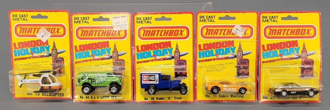 Five Matchbox Superfast London Holiday cars in blister packs (1 of 7)