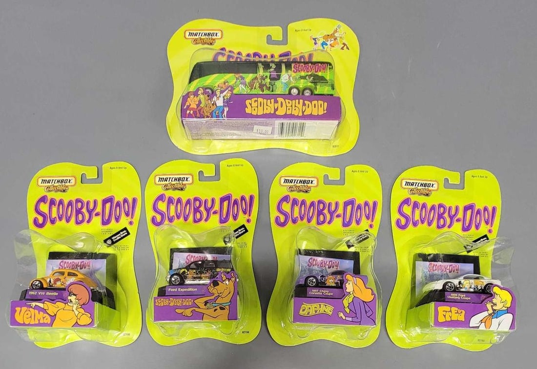 Group of Matchbox Collectibles Scooby-Doo cars in blister packs (1 of 5)