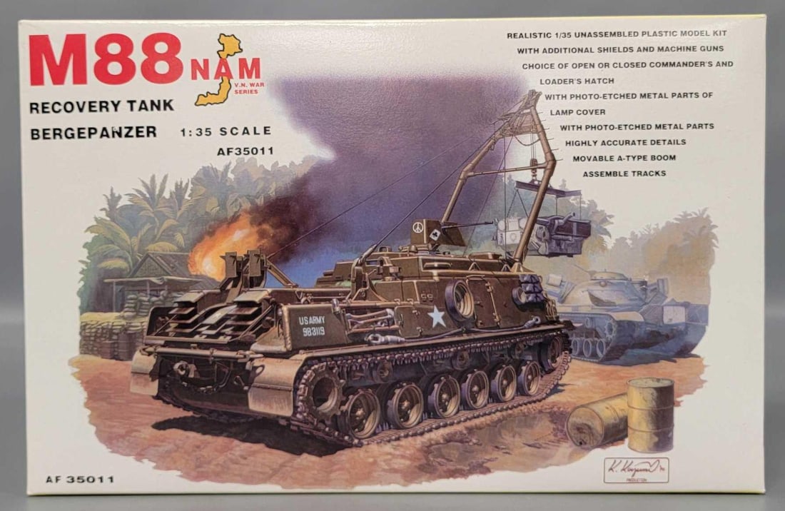 AFV 1/35 M88 Recovery Tank Bergepanzer in original box kit AF35011 (1 of 5)