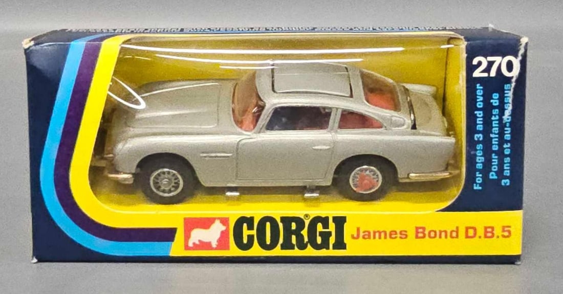 Corgi Toys James Bond D.B.5 No 270 in original box (1 of 7)
