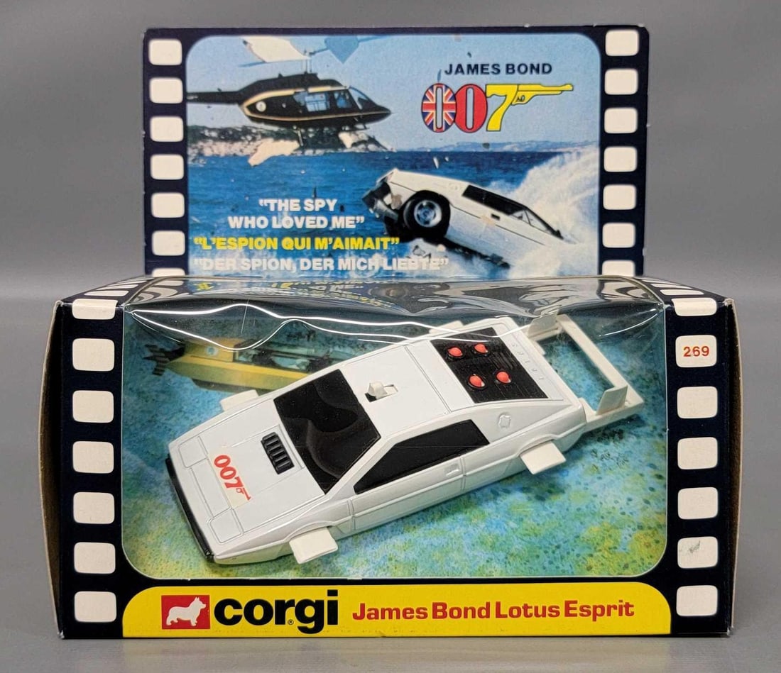 Corgi Toys James Bond 007 No 269 Lotus Esprit in original box (1 of 7)