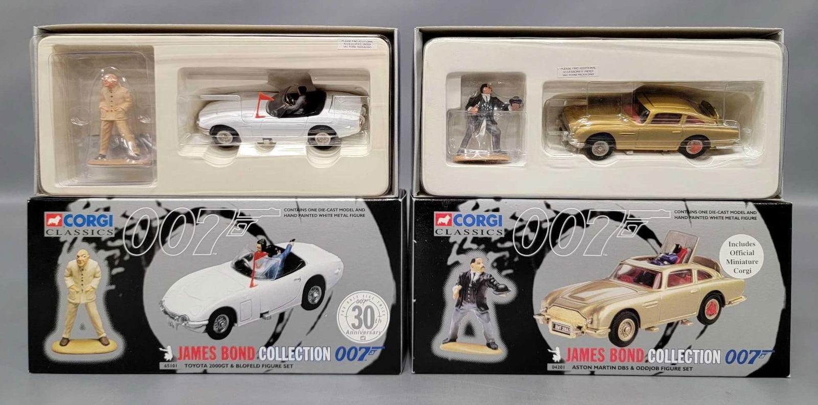 Group of Corgi Classics James Bond Collection in original boxes (1 of 5)