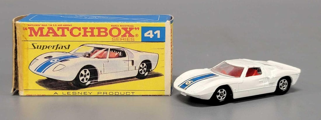 Matchbox Superfast No 41 Ford GT in original box (1 of 12)