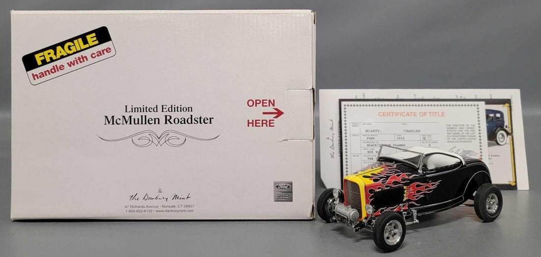 Danbury Mint 1/24 McMullen Roadster in original box (1 of 13)