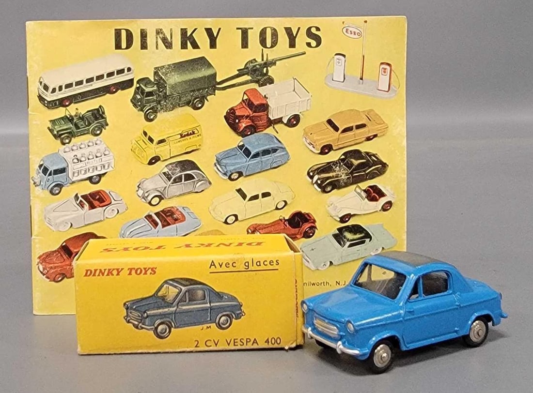 Dinky Toys 2 CV Vespa 400 in original box and a 1950s Dinky catalog (1 of 13)