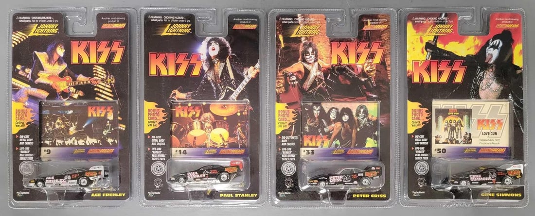 Four Johnny Lightning Kiss dragsters in sealed blister packs (1 of 6)