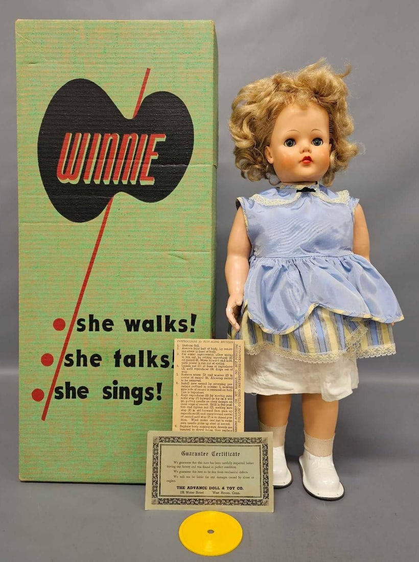 Vintage Winnie the walking and talking doll in original box (1 of 12)