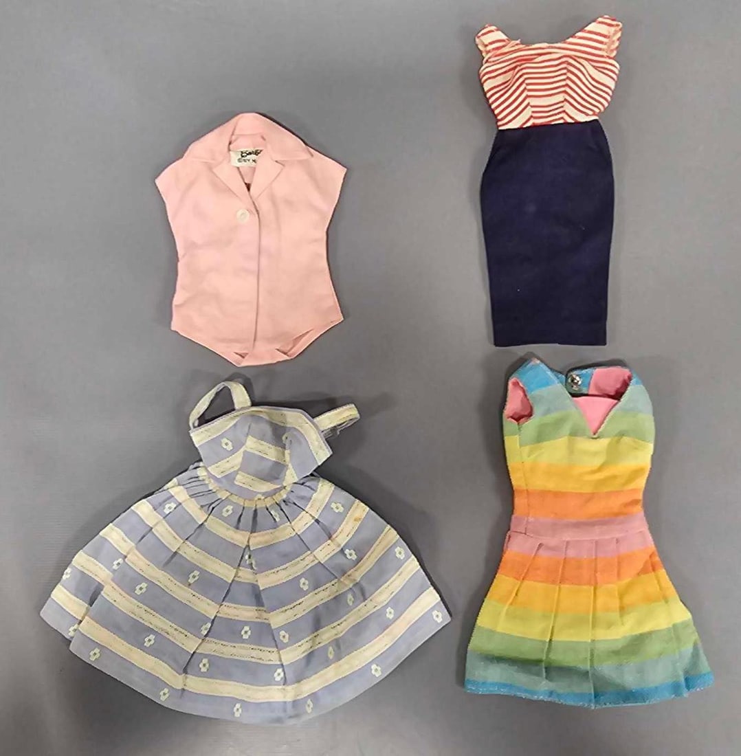 Three vintage Barbie outfits and a shirt by Mattel (1 of 9)