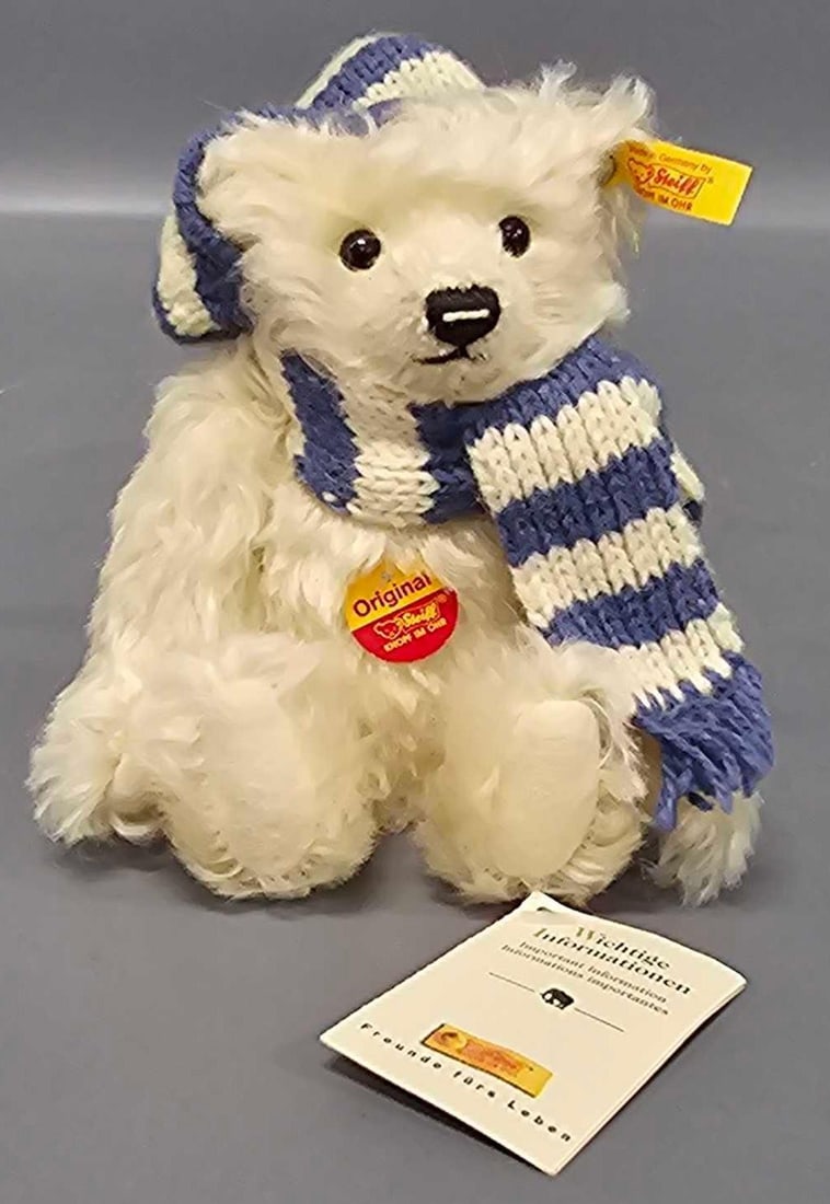 Steiff 7 inch Original Winter teddy bear (1 of 6)