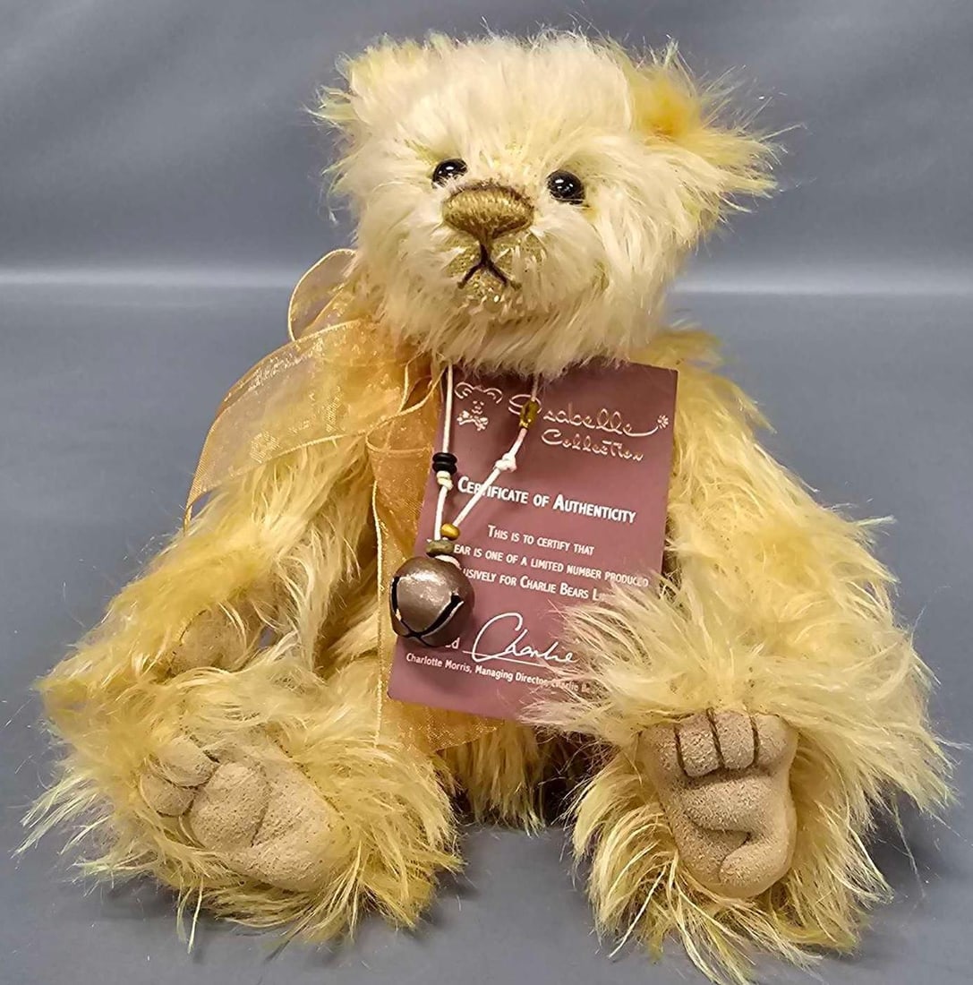 Charlie Bears 9 inch Isabelle Collection Honeysuckle plush: Charlie Bears 9 inch Isabelle Collection Honeysuckle plush SJ 4608 no 71 of 350 is in excellent condition and comes with Certificate of Authenticity. Comes from an adult owned, smoke-free, pet-free ho
