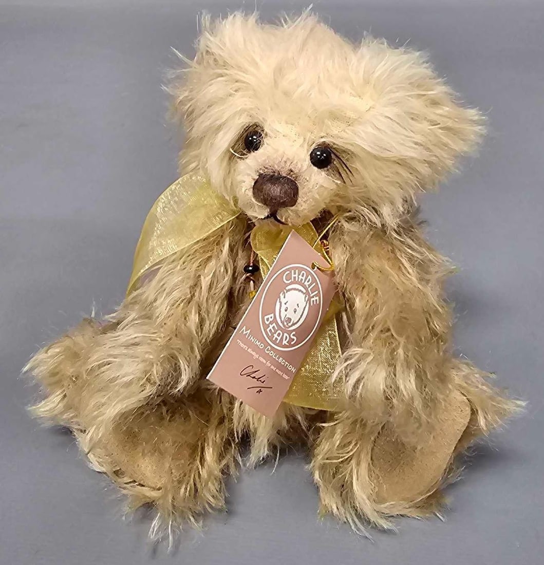 Charlie Bears 7 inch Minimo Collection Pancake plush: Charlie Bears 7 inch Minimo Collection Pancake limited edition 653 of 2000 plush is in excellent condition and comes from an adult owned, smoke-free, pet-free home that has never been played with as s