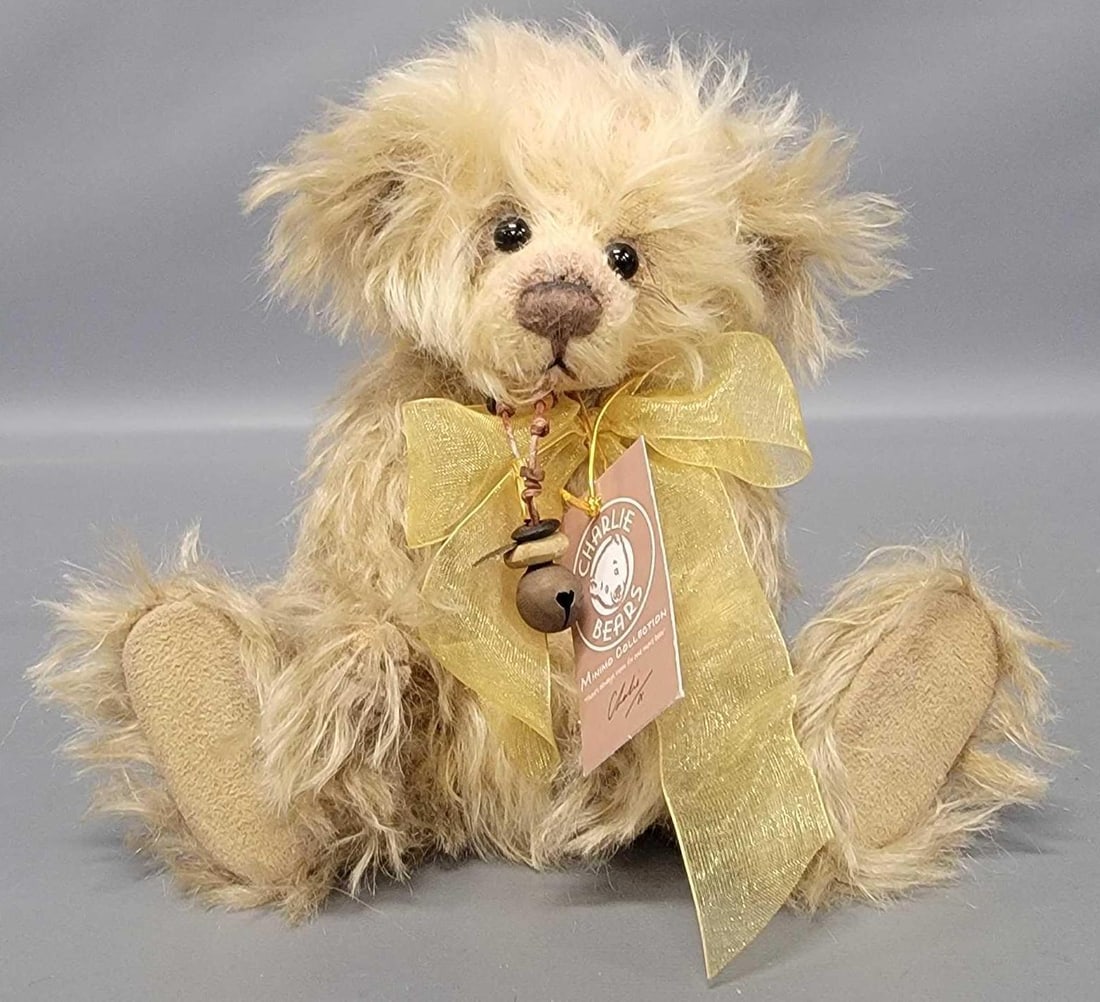 Charlie Bears 7 inch Minimo Collection Pancake plush: Charlie Bears 7 inch Minimo Collection Pancake limited edition 64 of 2000 plush is in excellent condition and comes from an adult owned, smoke-free, pet-free home that has never been played with as se
