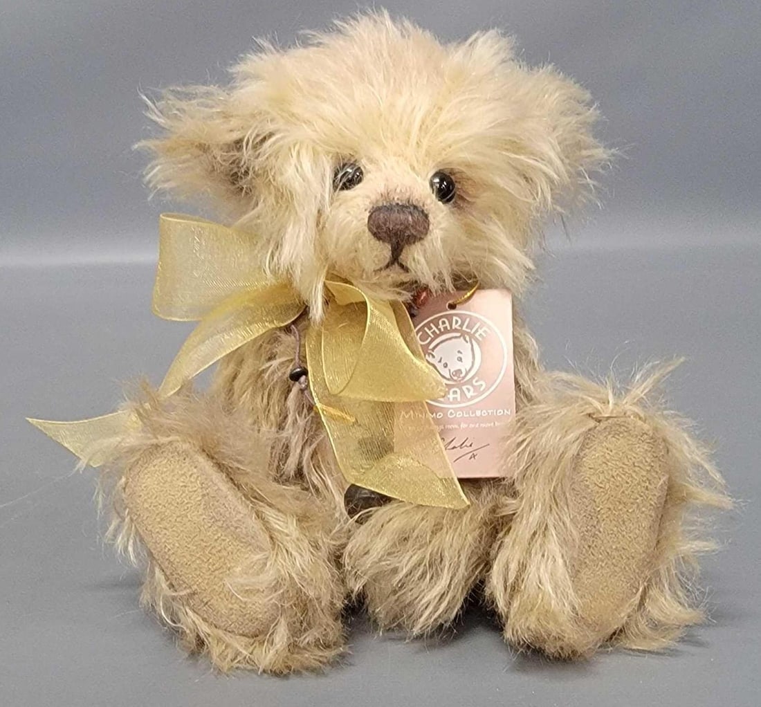 Charlie Bears 7 inch Minimo Collection Pancake plush: Charlie Bears 7 inch Minimo Collection Pancake limited edition 546 of 2000 plush is in excellent condition and comes from an adult owned, smoke-free, pet-free home that has never been played with as s