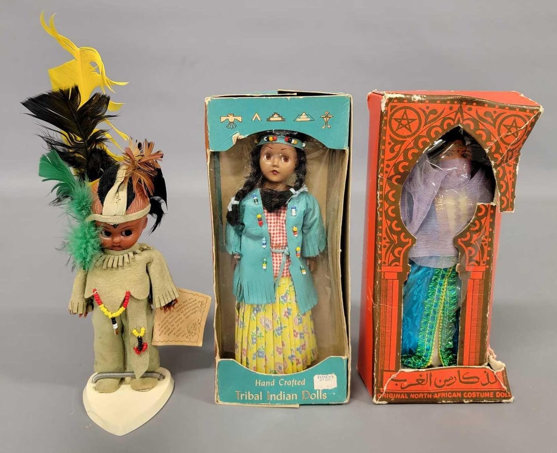 Three vintage costume dolls two in original boxes (1 of 10)