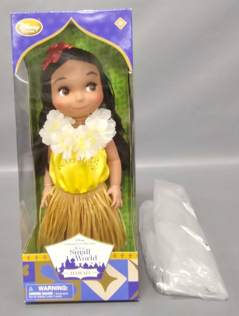 Disney Animators Collection small world Hawaii doll in factory sealed original box (1 of 7)