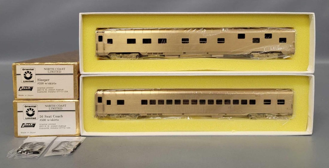 Two mint Oriental Limited HO brass North Coast Limited passenger cars in original boxes (1 of 7)