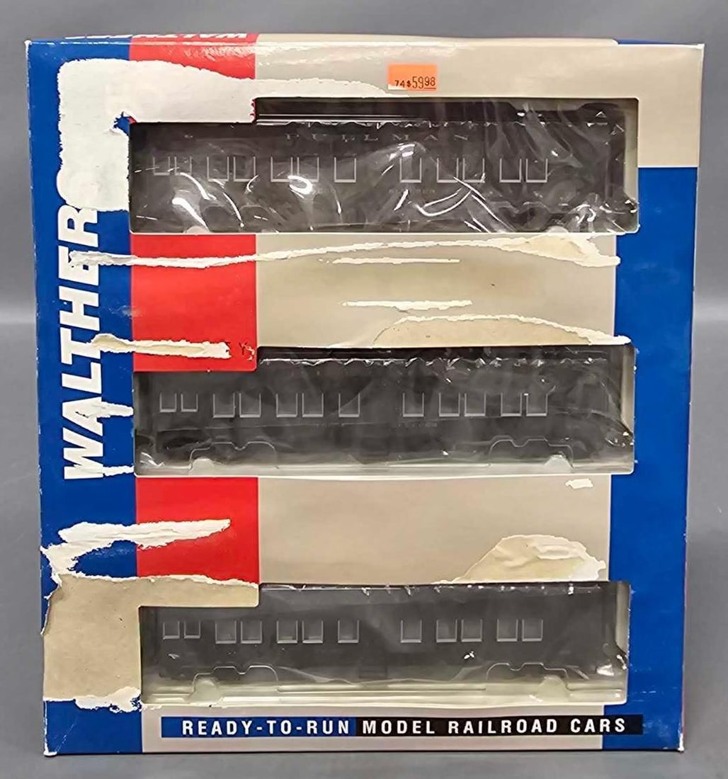 Walthers 3-pack Pullman Troop Sleeper cars in original box (1 of 8)