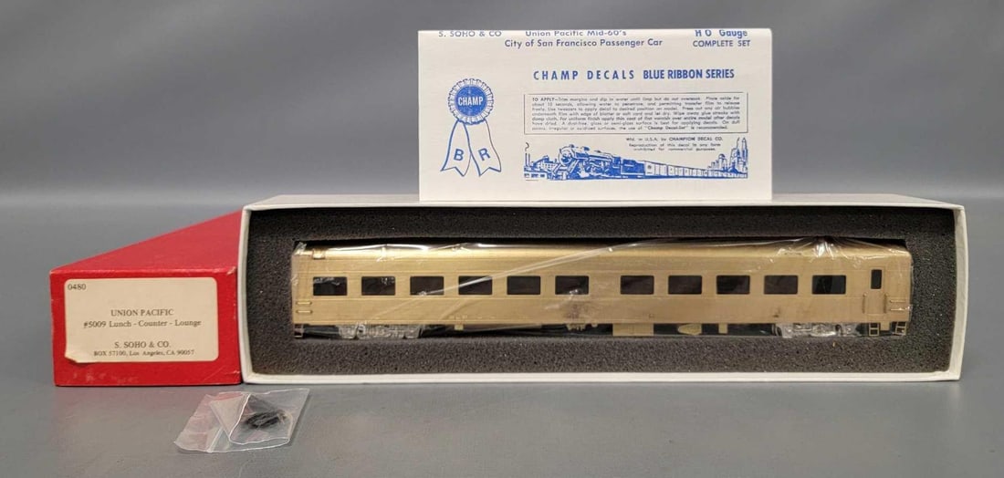 S. Soho Co. HO brass Union Pacific lunch counter lounge passenger car in original box: S. Soho Co. HO brass Union Pacific lunch counter lounge passenger car in original box, C8-9 in a near mint original box with original foam insert and decals as seen in the photos.