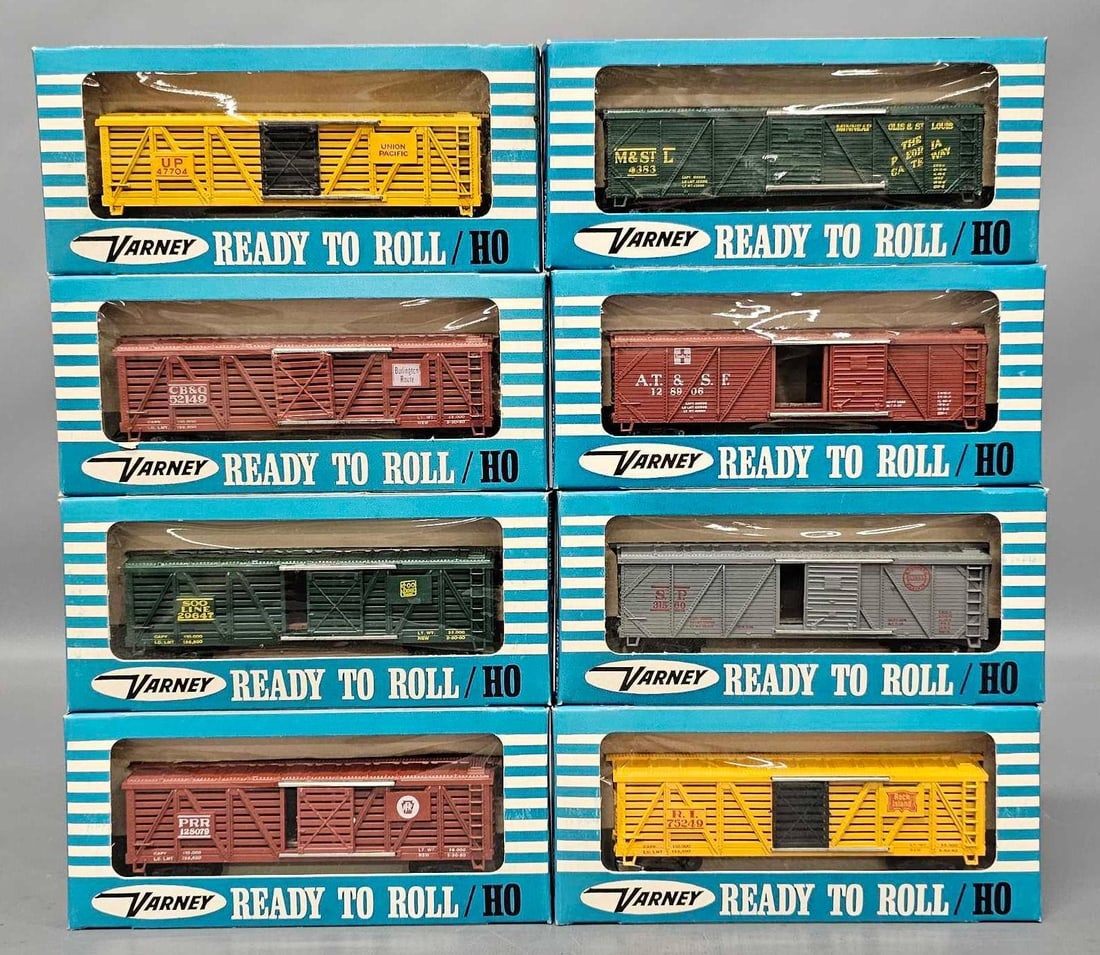 Eight Varney Cattle and Box cars in original boxes (1 of 9)