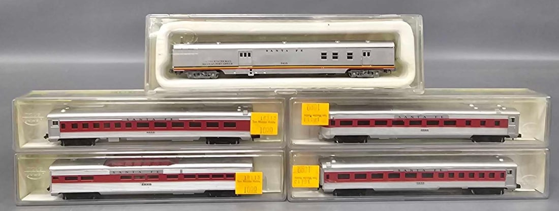 Five Con Cor and Model Power N scale Santa Fe passenger cars in original boxes (1 of 7)